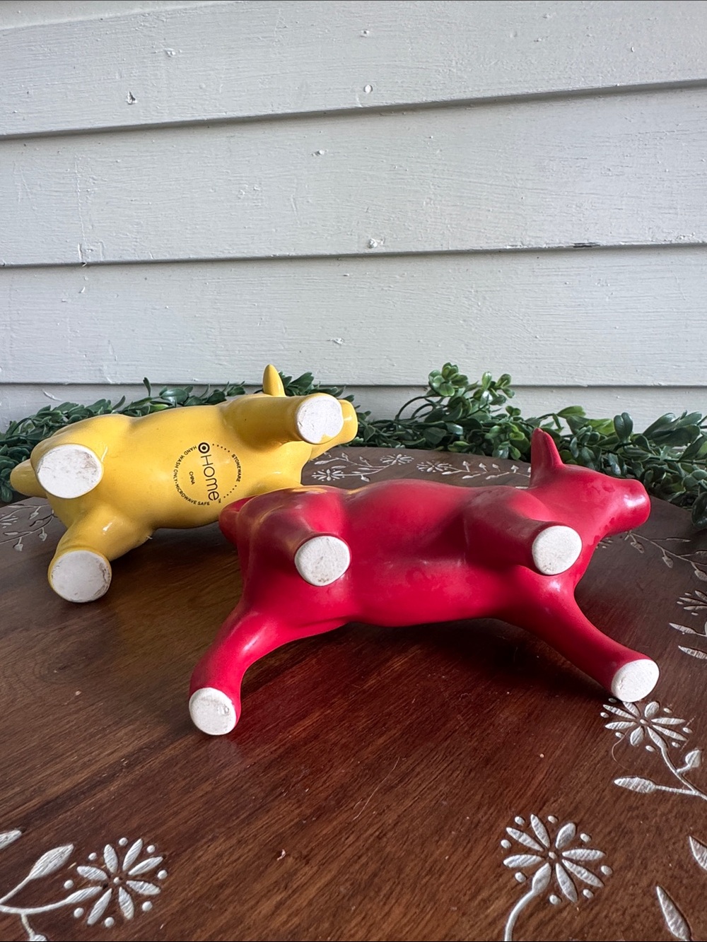 Yellow and Red Ceramic Cow Milk Pitcher Set - Picture 3 of 5